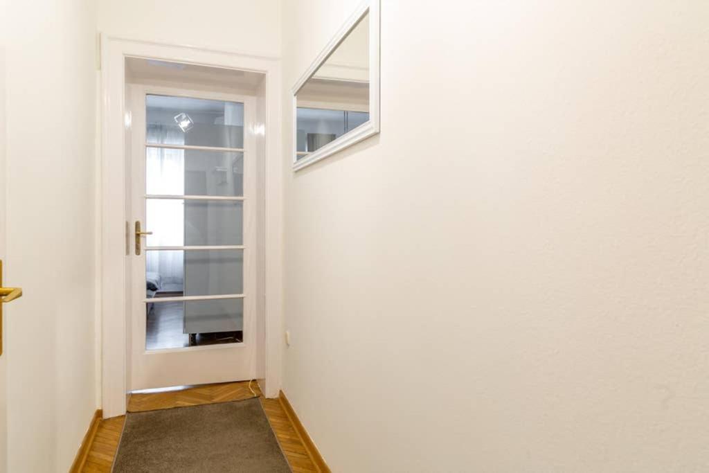 1St Belgrade Apartment Екстер'єр фото