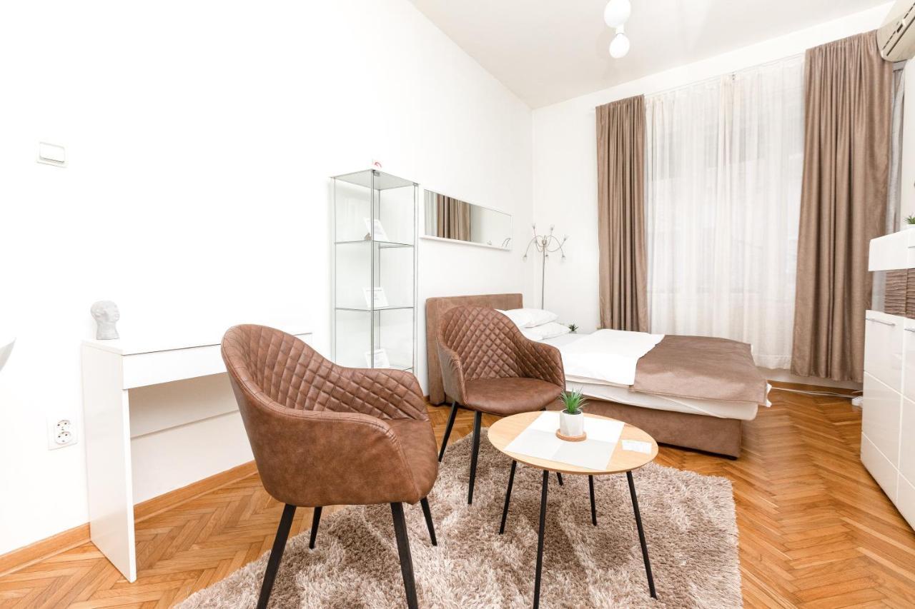 1St Belgrade Apartment Екстер'єр фото