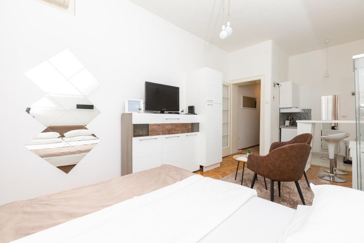 1St Belgrade Apartment Екстер'єр фото