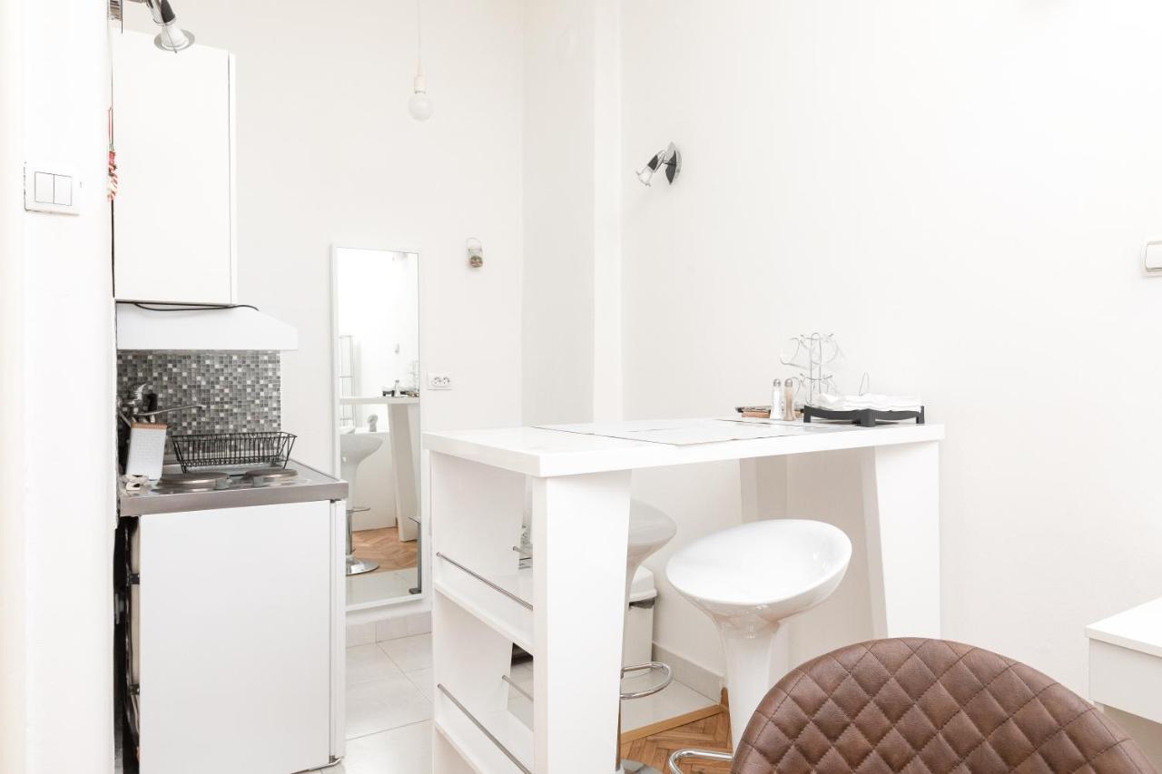 1St Belgrade Apartment Екстер'єр фото